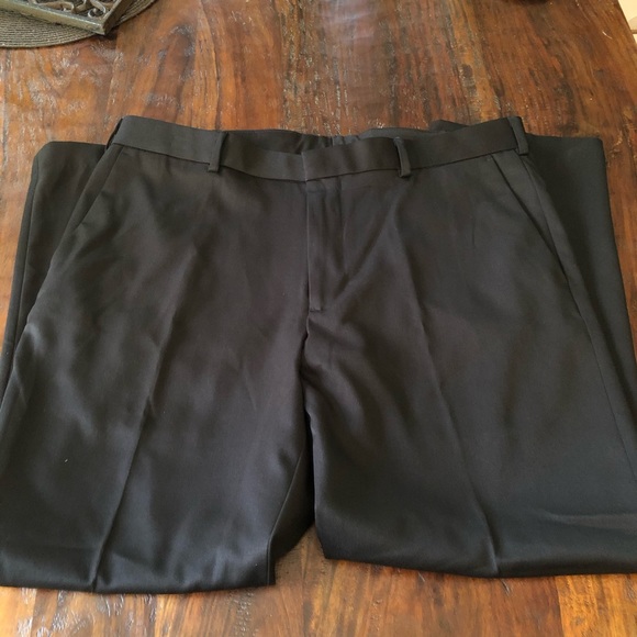 Van Heusen Traveler Pants - Picture 2 of 3